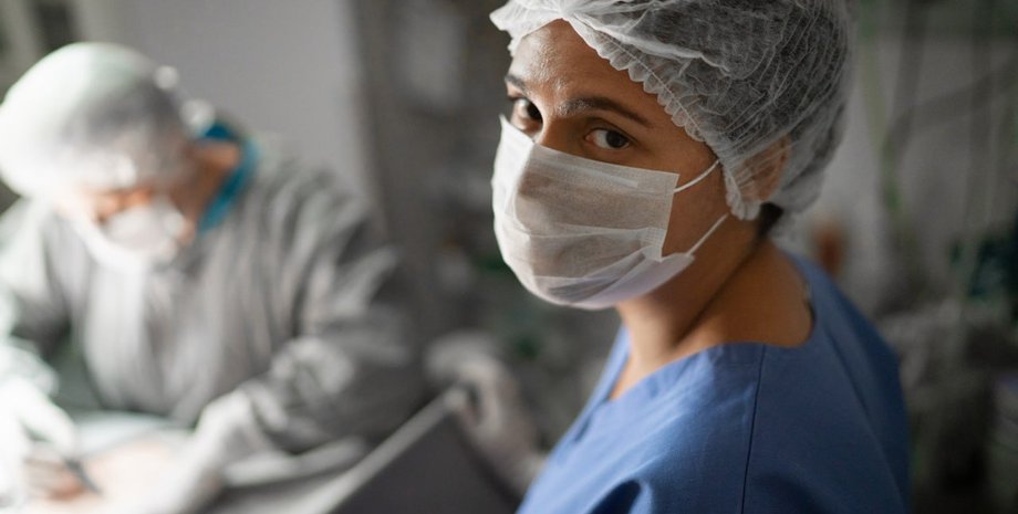 нехватка кадров, дефицит кадров, врачи в украине, медики в украине, вакансии для врачей, зарплаты врачей в Украине,