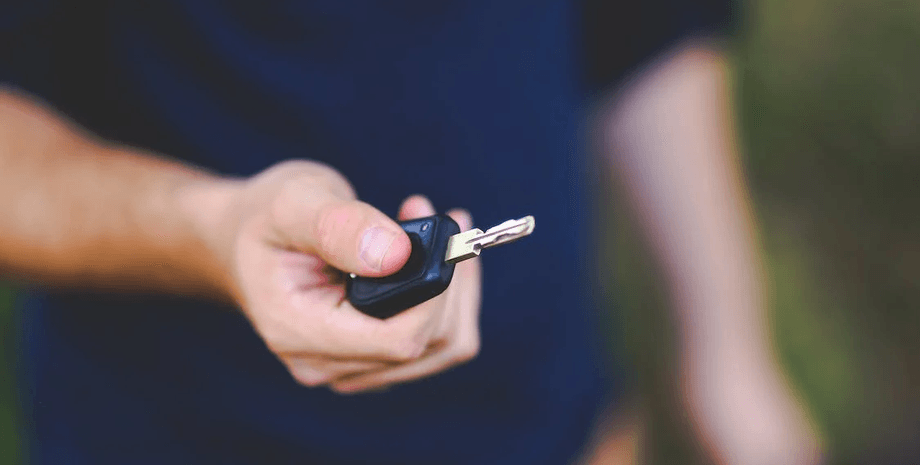 Проглотил ключ от автомобиля, ключ, проглотил ключ, дыхательные пути, операция, снимок, рентген