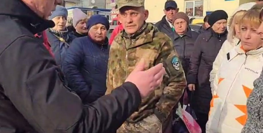 Собрание в Бучаче, Бучач протесты, Тернопольщина протесты, Тернопольщина смерть ТЦК, Бучач случай ТЦК, Бучач эпилепсия ТЦК, Бучач эпилепсия ТЦК