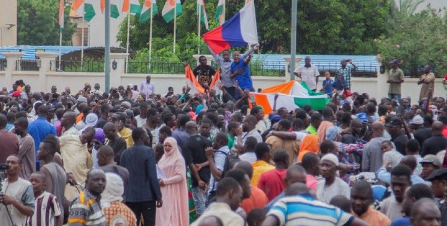 переворот Нигер, митинг Нигер, протест Нигер