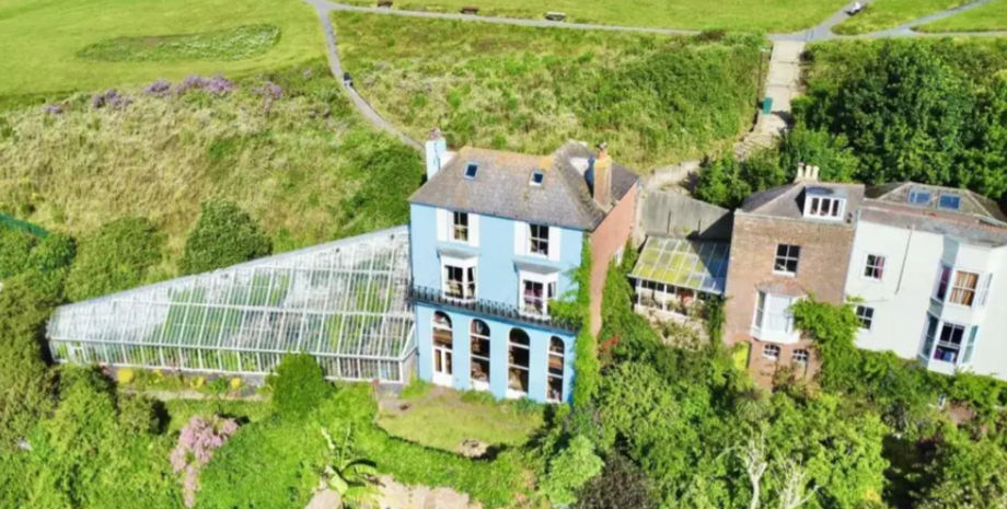 West Hill выставили на продажу, компания Just Property, жилье, недвижимость, уникальный дом