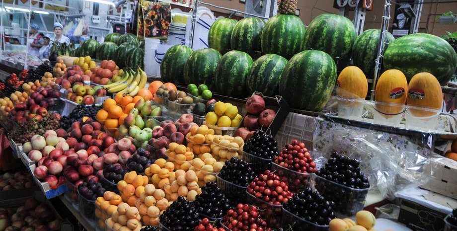 Ціни на овочі та фрукти восени суттєво зростуть