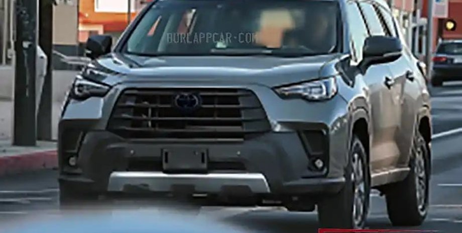 Toyota RAV4, Toyota RAV4 2025, новая Toyota RAV4, кроссовер Toyota RAV4