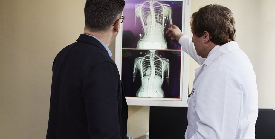 лікар, рентген, пацієнт