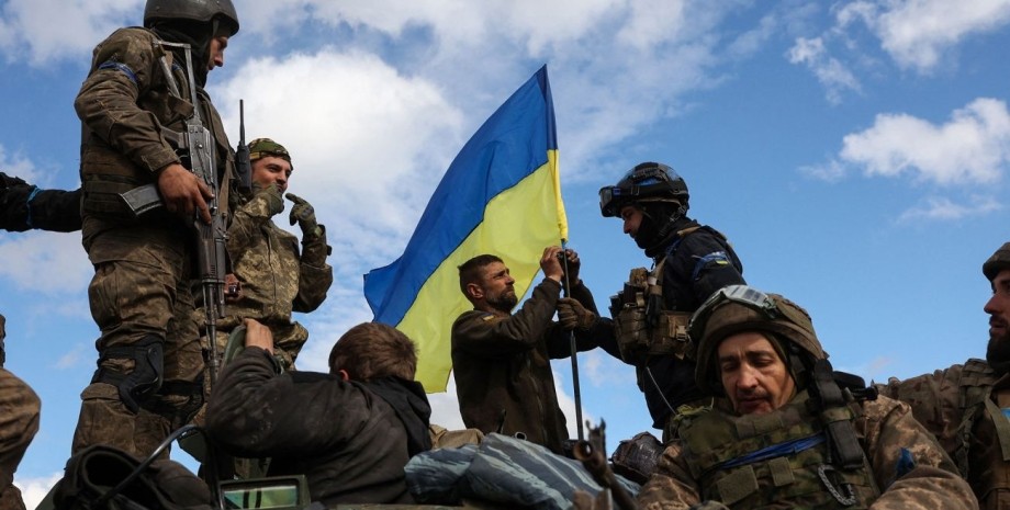 флаг украины, всу, война всу, украинские военные