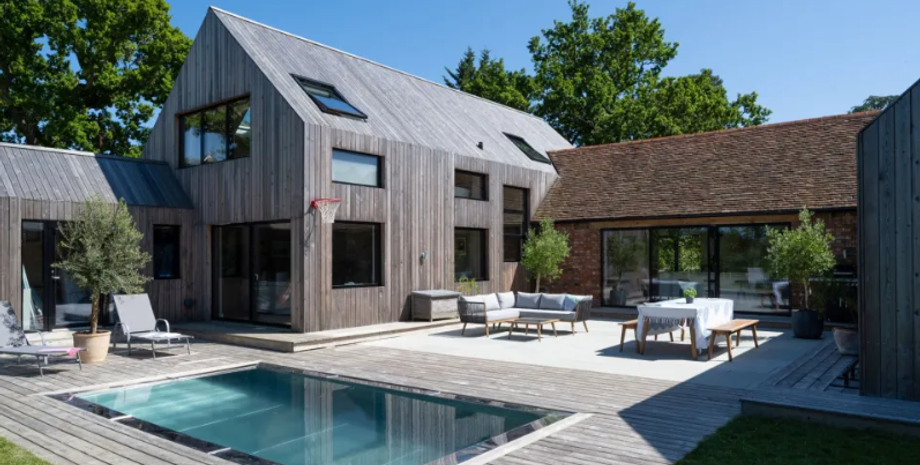 Особняк продается за 6 долларов, недвижимость в Великобритании. дешевое жилье, конкурс, курьезы, фото