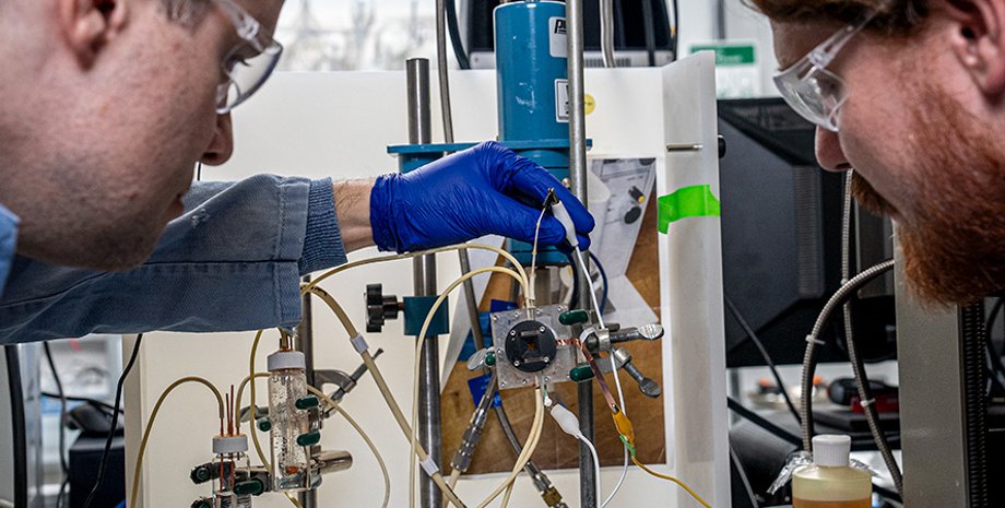 Ученые Berkeley Lab решили проблему добычи топлива из CO2