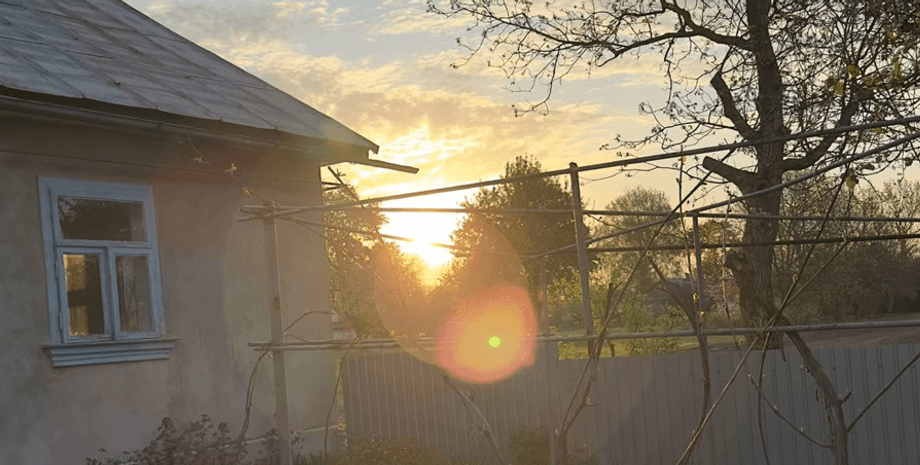 Дмитрий реставрирует дом