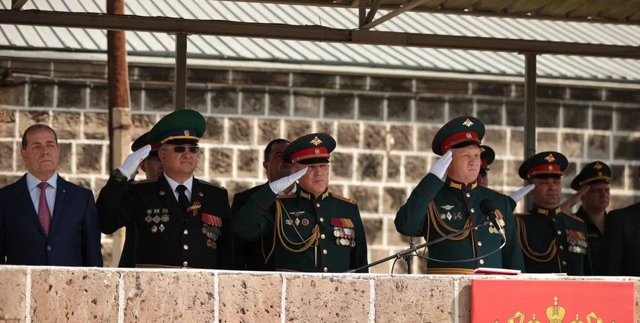 Военную базу ВС РФ в Армении в городе Гюмри планируют доукомплектовать