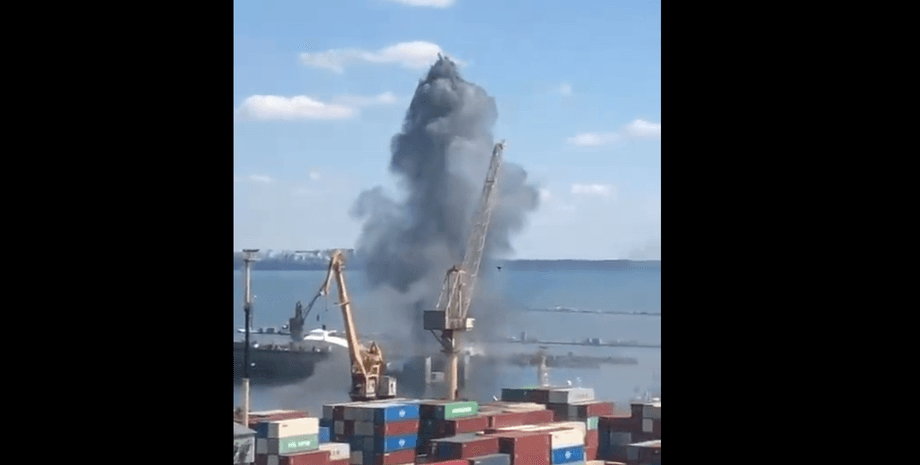 обстрел порта одессы