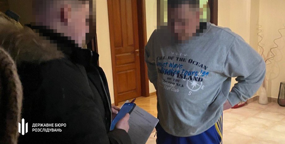 Обшук у В'ячеслава Шаповалова, Шаповалов Міноборони, Міноборони  ДБР, ДБР Шаповалов,