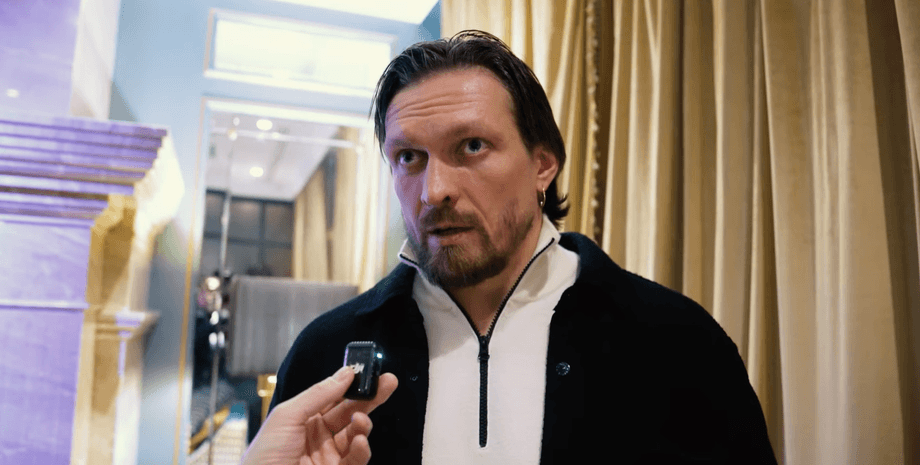 Александр Усик