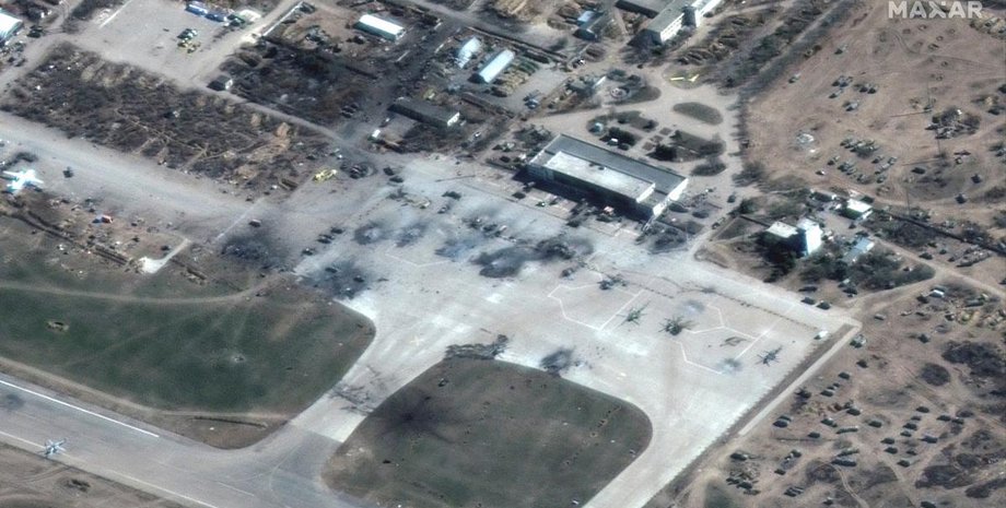 Чернобаевка, аэропорт