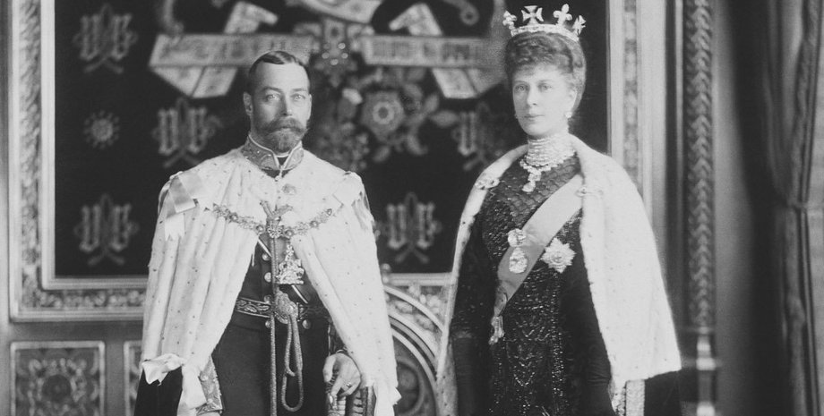 Король Георг V і його дружина Марія Текська