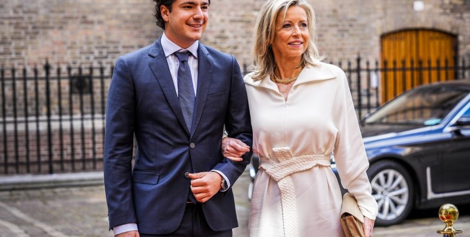 кайса оллонгрен, платье украинского дизайнера, министр обороны, светлана бевза