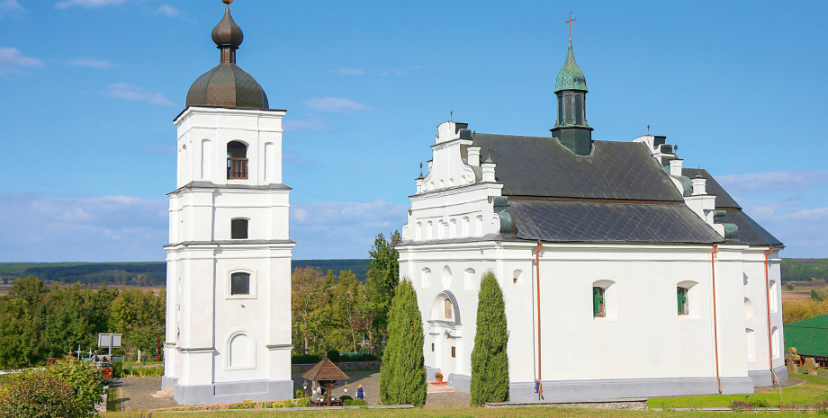 церковь в Суботове, где похоронен Богдан Хмельницкий