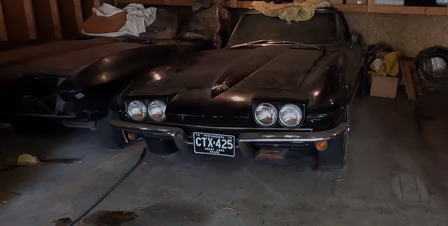 Chevrolet Corvette C2, Chevrolet Corvette Stingray, Chevrolet Corvette