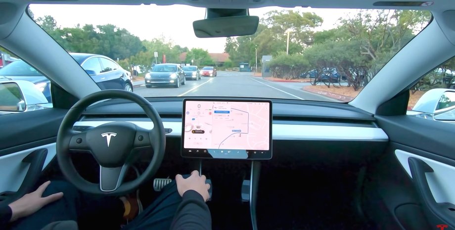 автопилот Tesla Full Self Driving