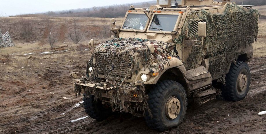 бронемашина MaxxPro