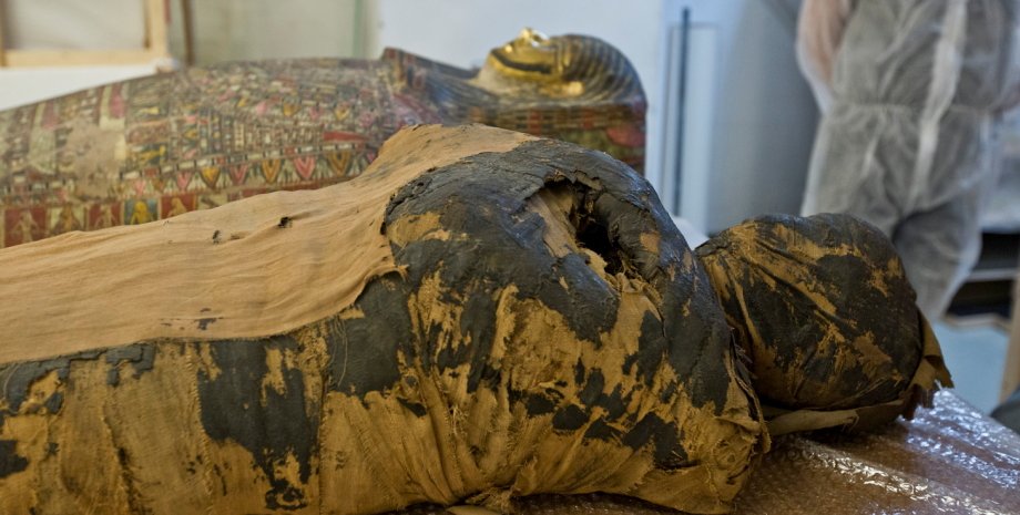 мумия, саркофаг, фото
