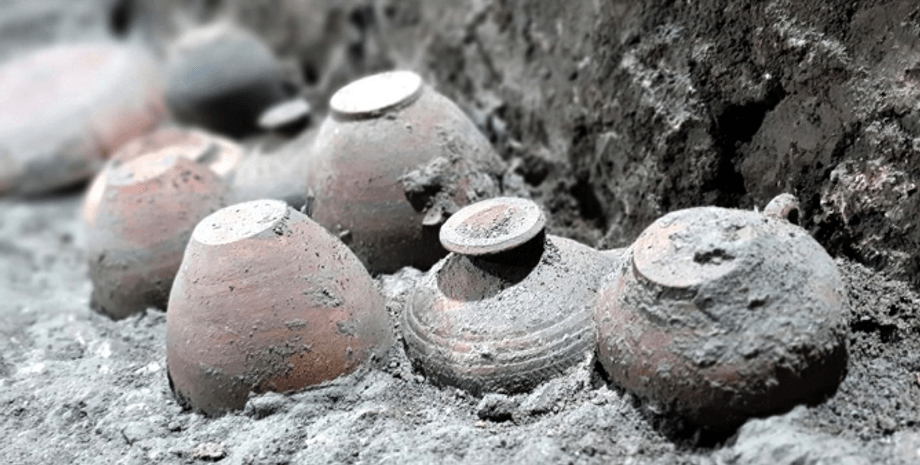 керамика, керамика, везувий, находка, раскопки, раскопки помпеи, находка помпеи, исследование помпеи, извержение везувий, извержение вулкана, комплекс вилл
