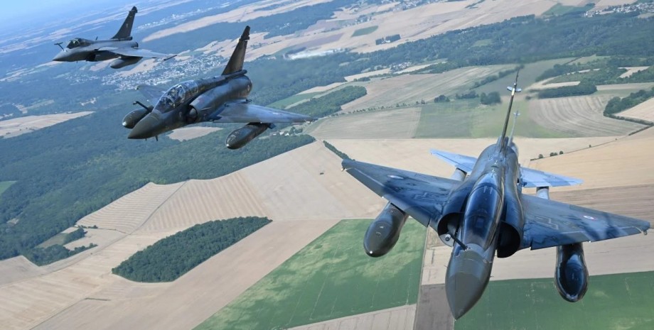 Mirage 2000