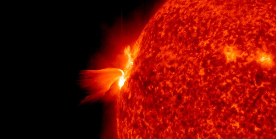 Солнце вспышка