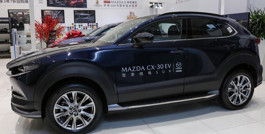 Mazda CX-30 EV, Mazda CX-30, кроссовер Mazda, электромобиль Mazda CX-30