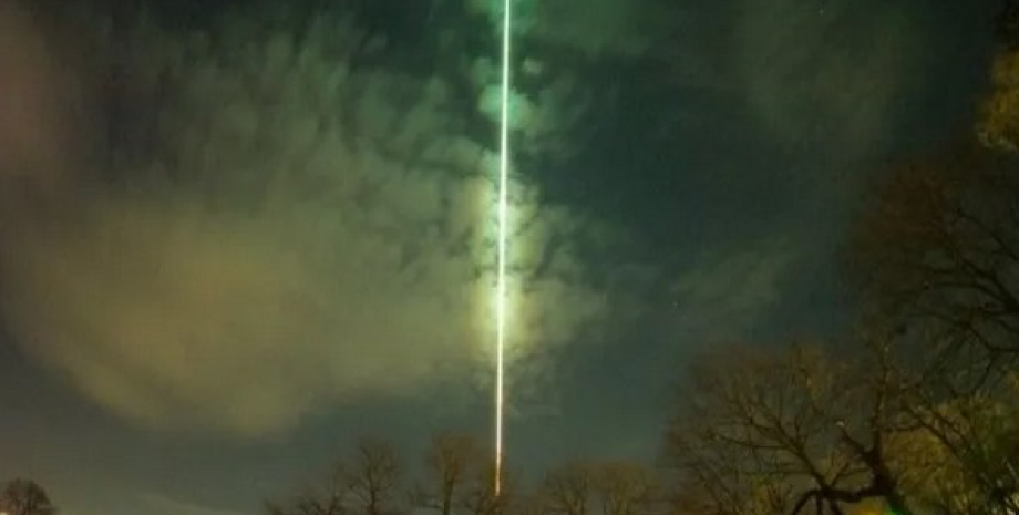 астероид 2022 WJ1 астероид 2022 WJ1