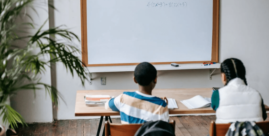 новости мира, словакия, полиция, резня, школа, преподаватель, одноклассники