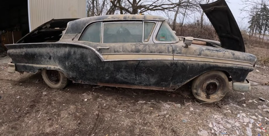 Ford Fairlane Skyliner, Ford Fairlane