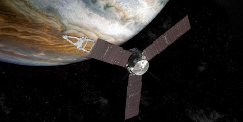 Космический аппарат "Юнона", Юпитер, спутники Юпитера