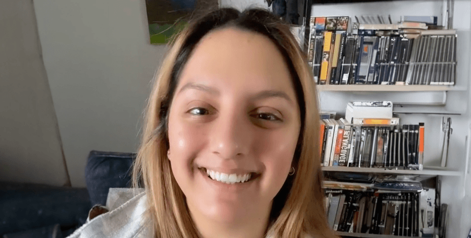 Жінка переробила церкву на будинок, житло, нерухомість, старовинна церква, церква 1842 року, купила церкву, будинок мрії, сучасний будинок