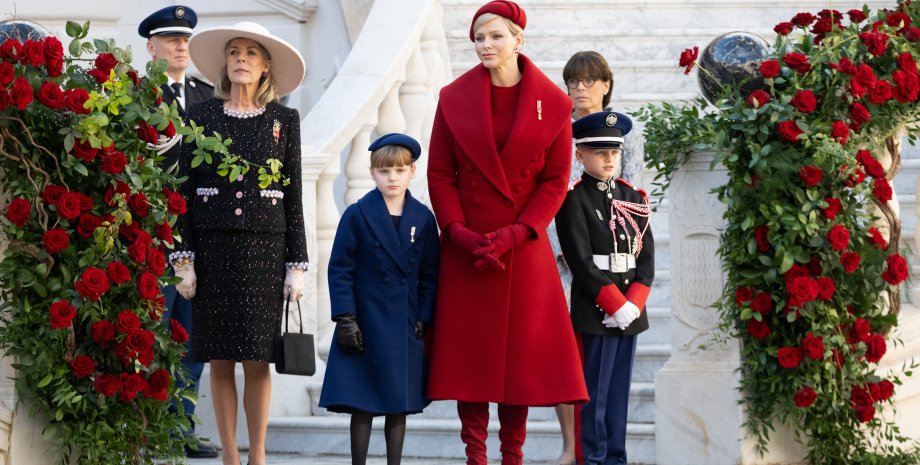 Княгиня Монако с детьми Княгиня Монако шарлен, княгиня шарлен стиль, принцесса габриэлла, лабутены, день монако, князь монако альбер