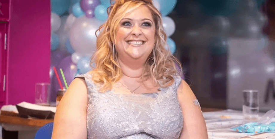 Жінка сильно скинула вагу, дієта, схуднення, як скинути вагу, здорове харчування, відмовилася від закуски, повна жінка