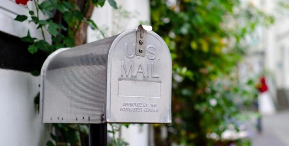 Али Смит из Великобритании нашла деньги в почтовом ящике, кто оставил ей эту купюру, курьезы, интересные истории