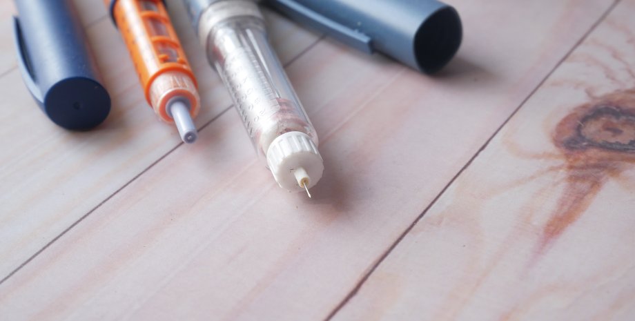 препарат для схуднення, ін'єкція, шприц