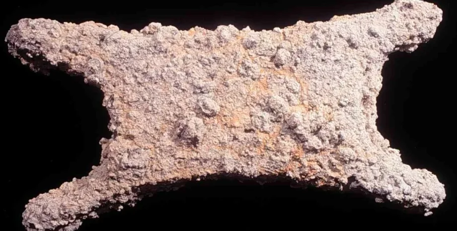 Походження олова бронзової доби, Корабельна аварія в Улубуруні, Стародавні торговельні мережі, Археологічні загадки, Артефакти бронзової доби, Історія походження олова, Відкриття металевих сплавів, Історичні торгові шляхи