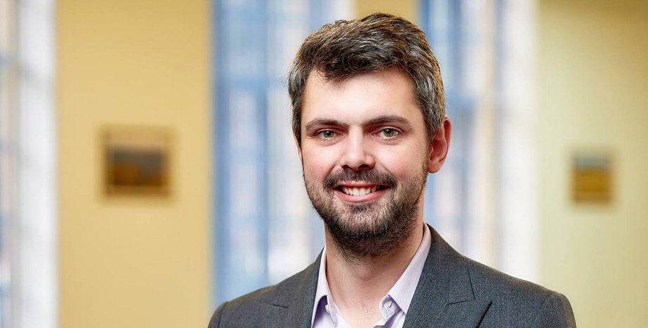 Антон Дробович, институт нацпамяти, проспект бандеры, проспект московский, проспект