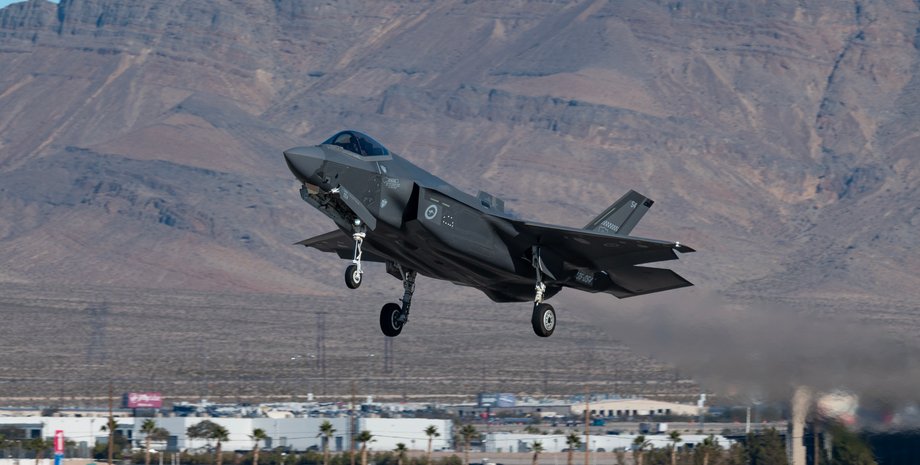 Истребитель F-35