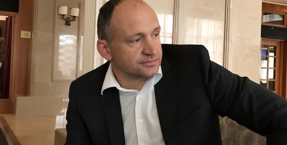 Олег Татаров, фото