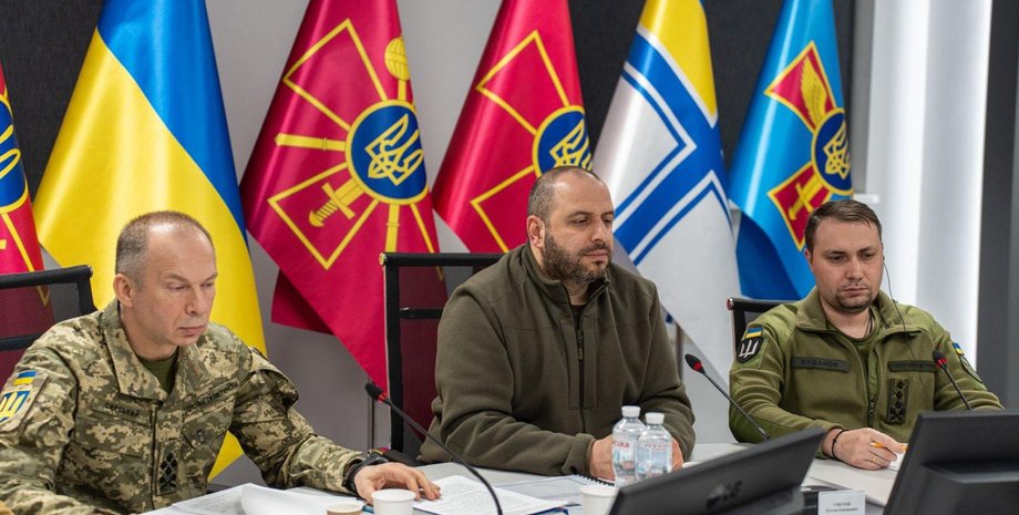 Умєров, Сирський, Буданов