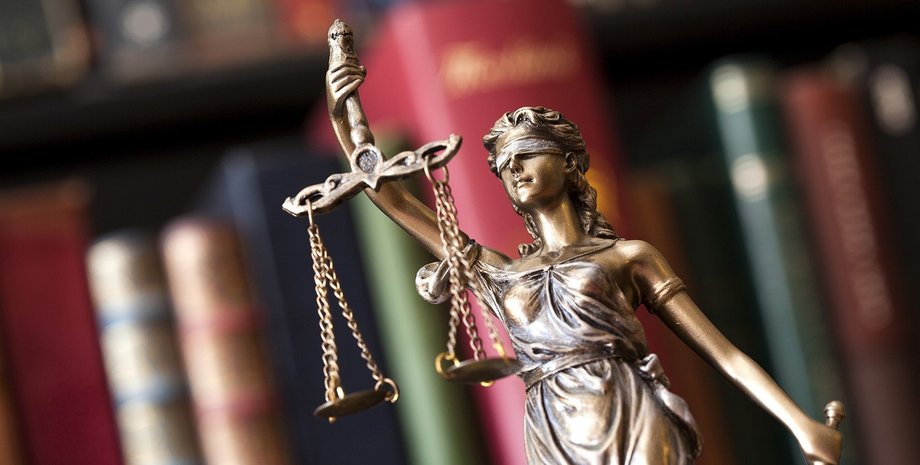 Современным символом правосудия является образ богини Фемиды