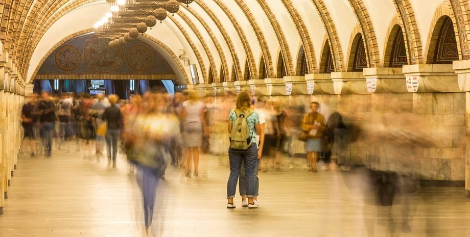 киевский метрополитен, киевское метро, золотые ворота, меры безопасности