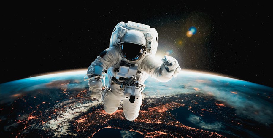 астронавт