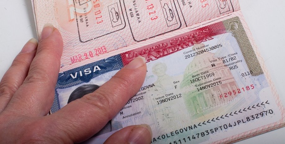 Віза США в паспорті РФ