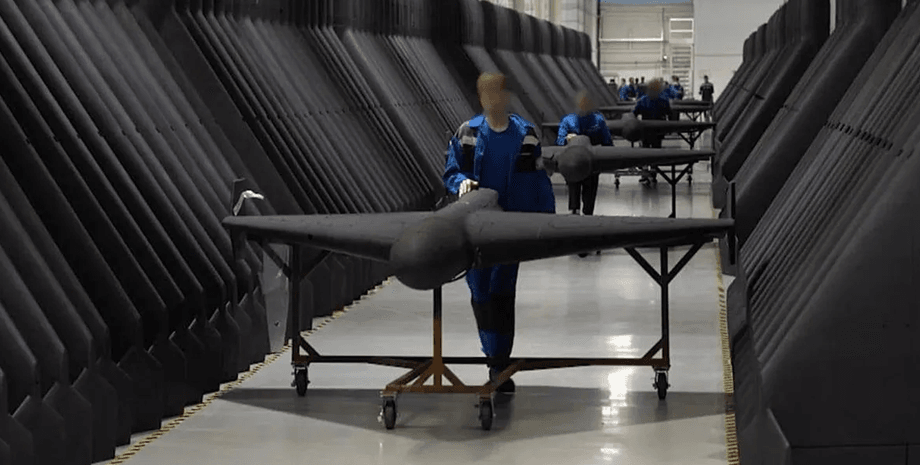 Росія наростила випуск зброї