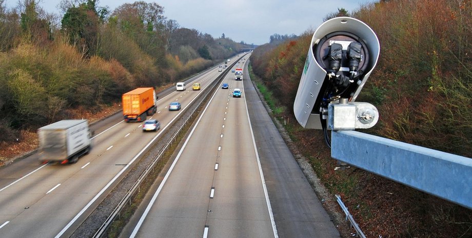 автоматична фотофіксація, фотофіксація порушень правил дорожнього руху, камери автофіксації, камери фотофіксації