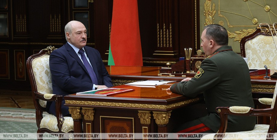 Олександр Лукашенко, міністр оборони Білорусі
