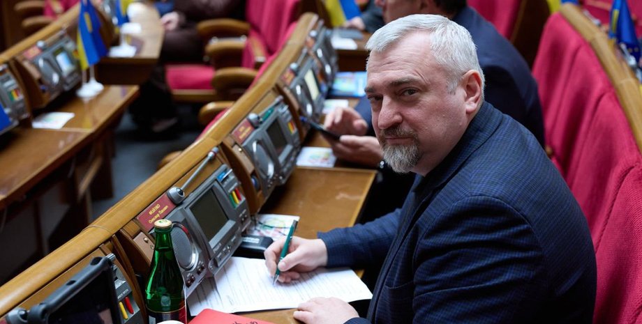 У Слузі народу заговорили про аудит студентських відстрочок